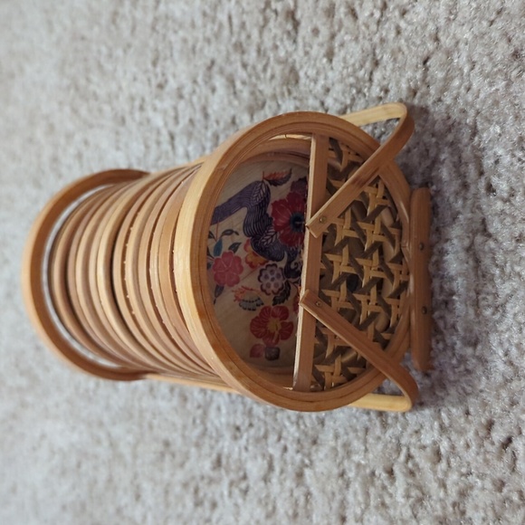 Vintage 6pc coaster set with holder - Picture 3 of 5